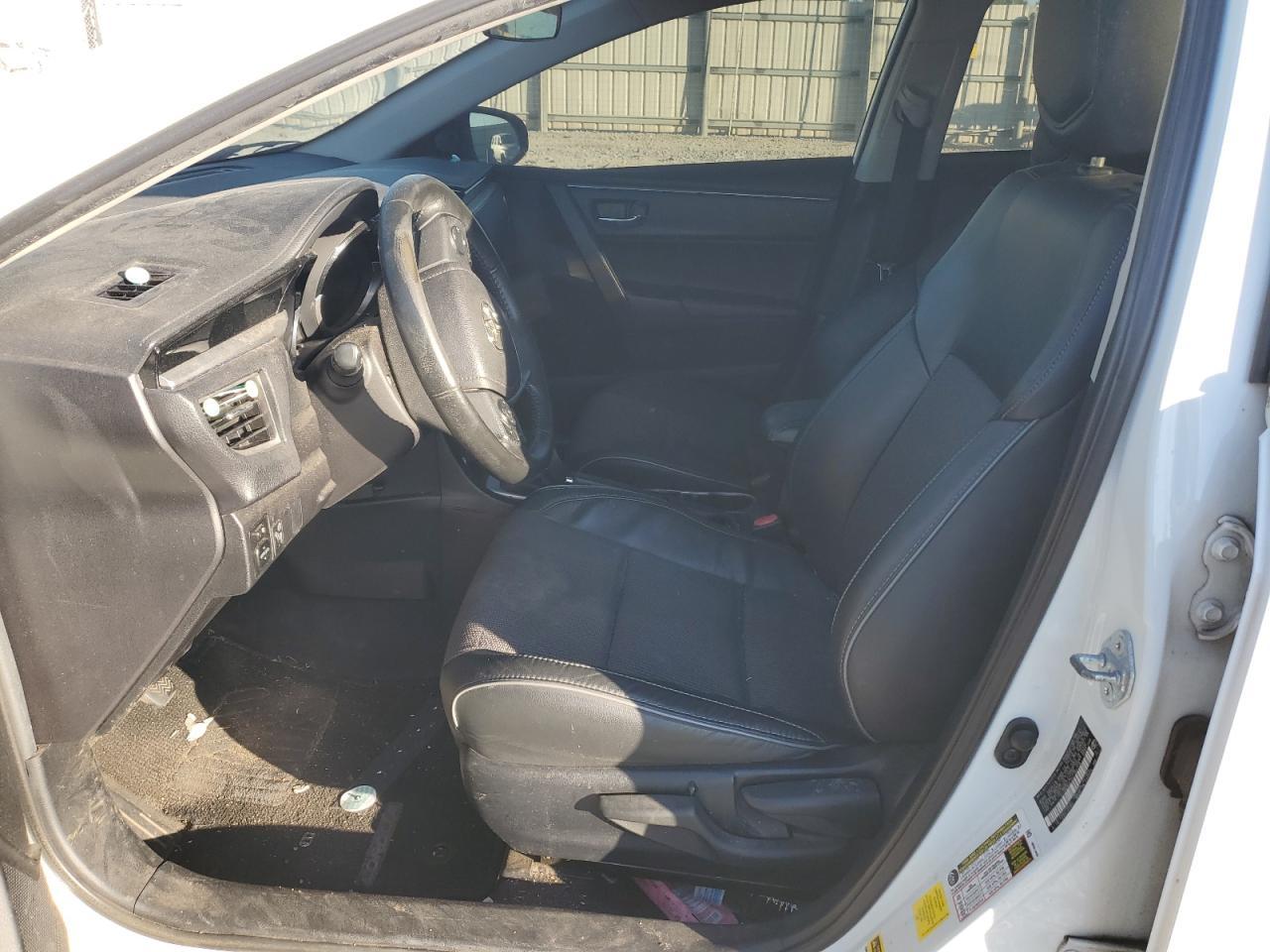 2015 TOYOTA COROLLA