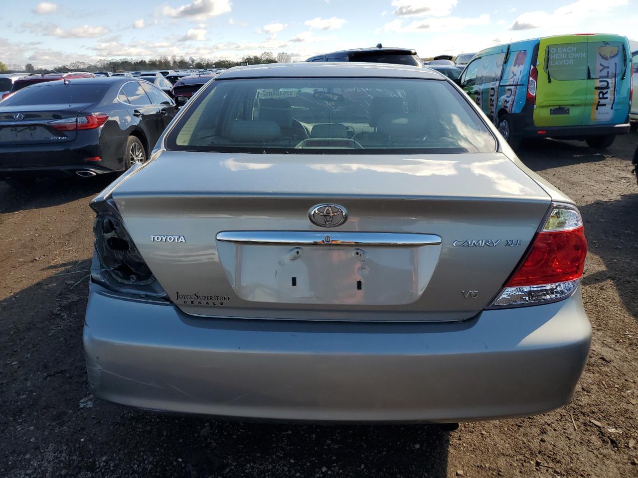 2005 TOYOTA CAMRY