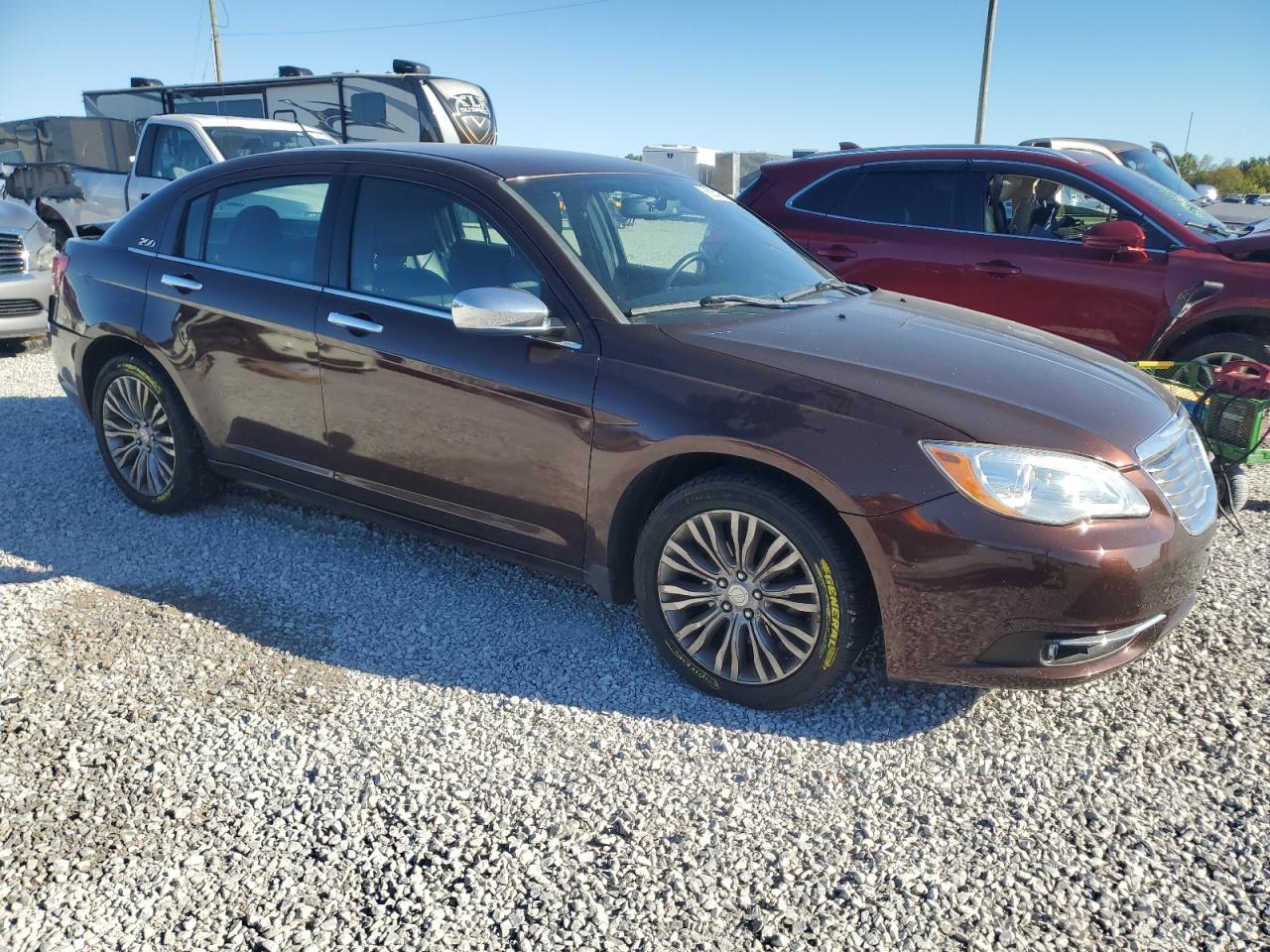2012 CHRYSLER 200