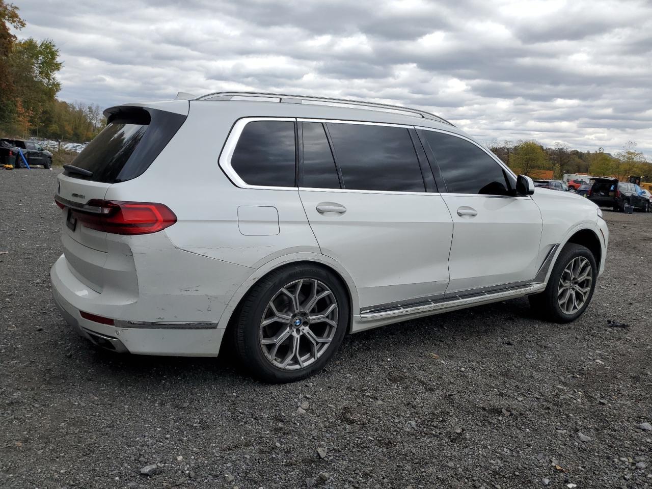 2019 BMW X7