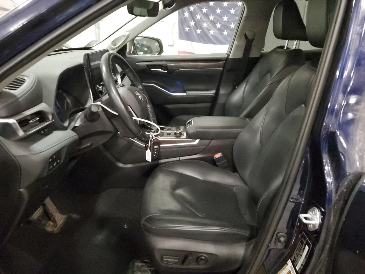 2021 TOYOTA HIGHLANDER