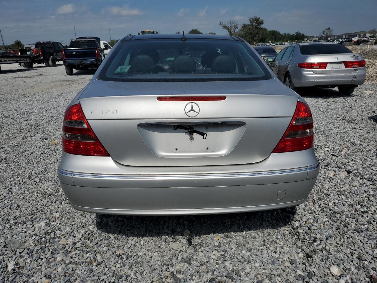 2005 MERCEDES-BENZ E-Class