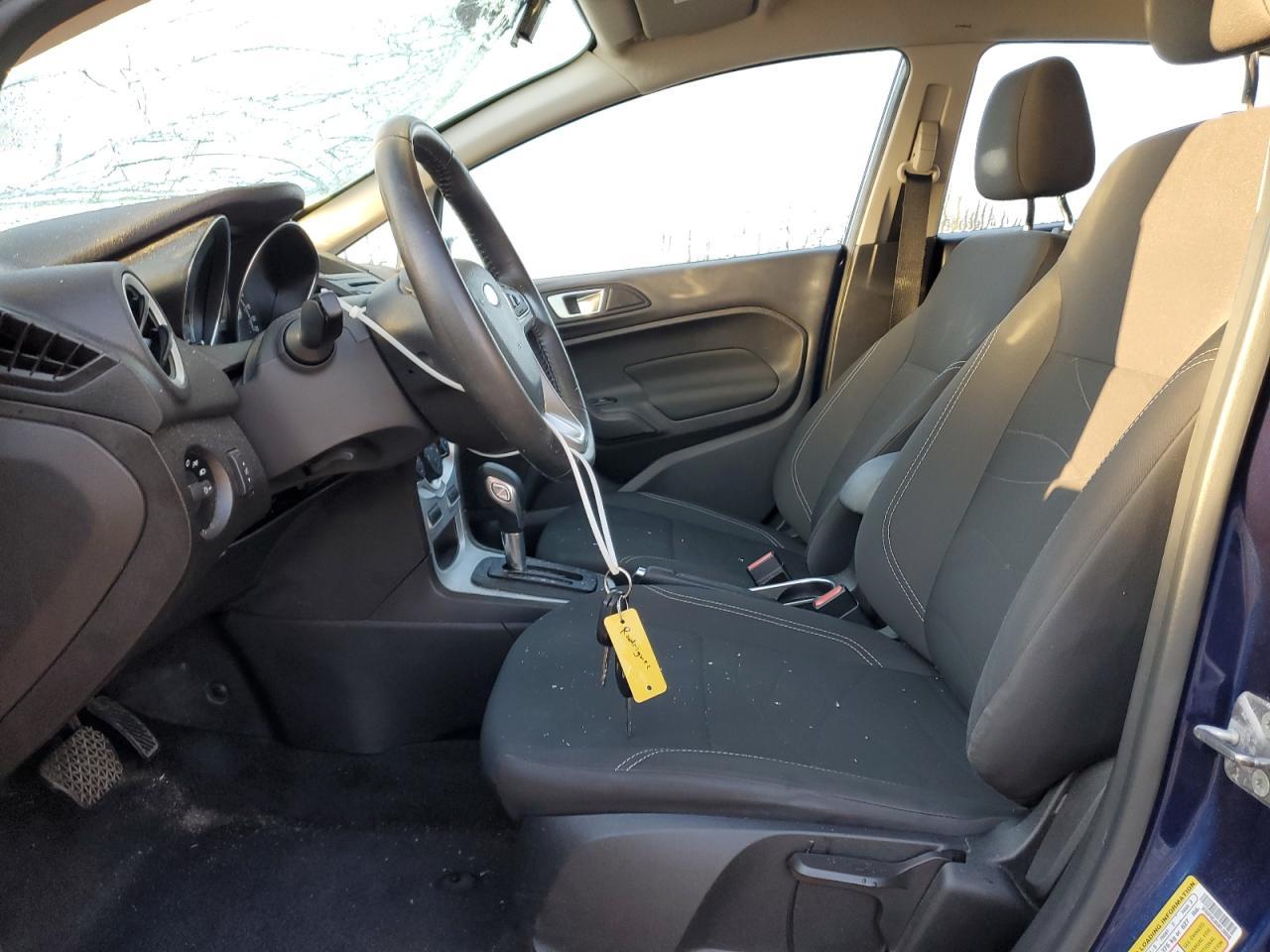 2016 FORD Fiesta