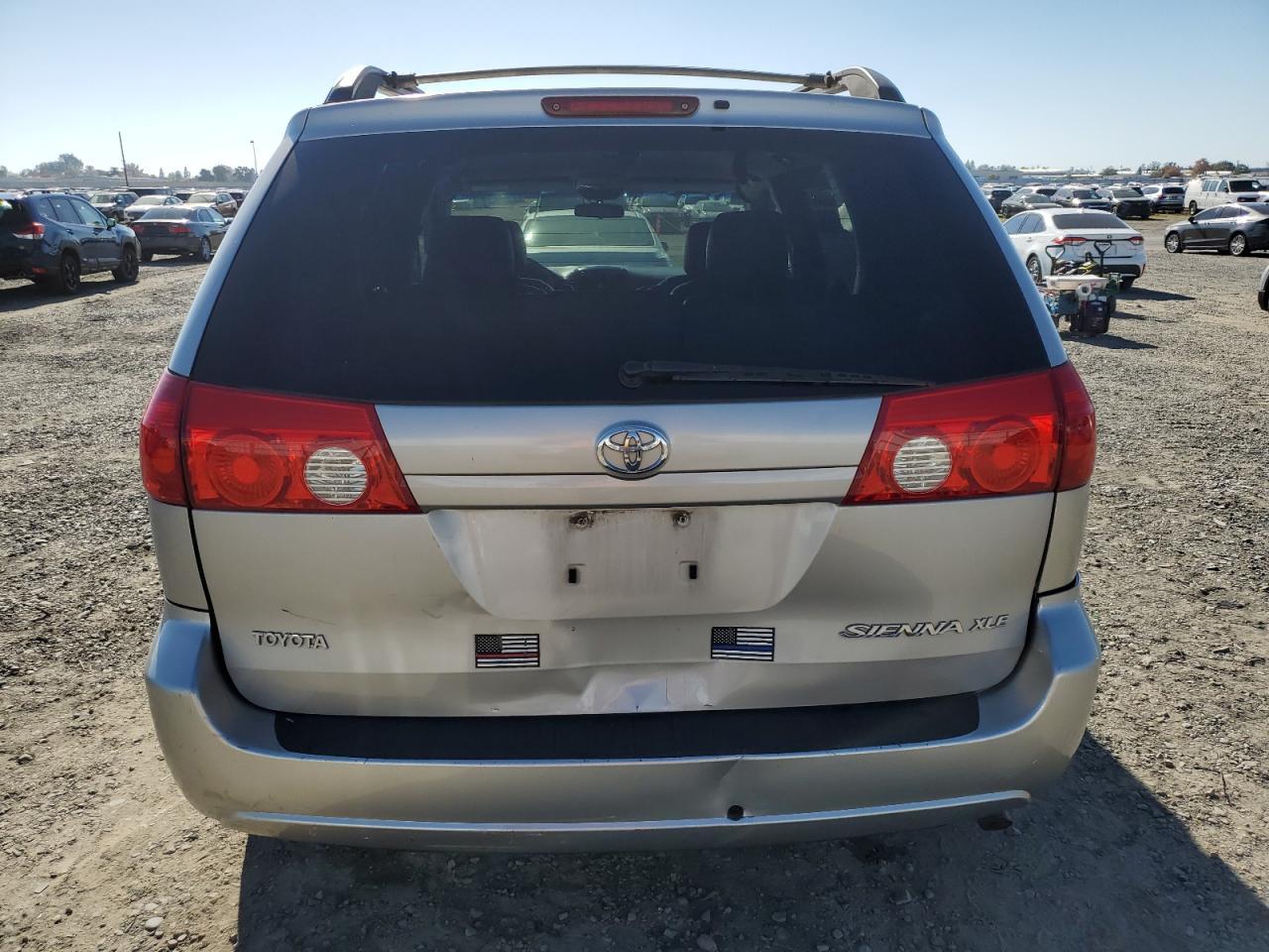 2006 TOYOTA SIENNA