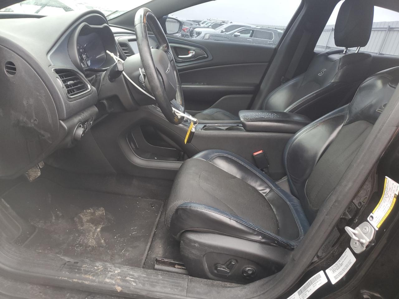 2015 CHRYSLER 200