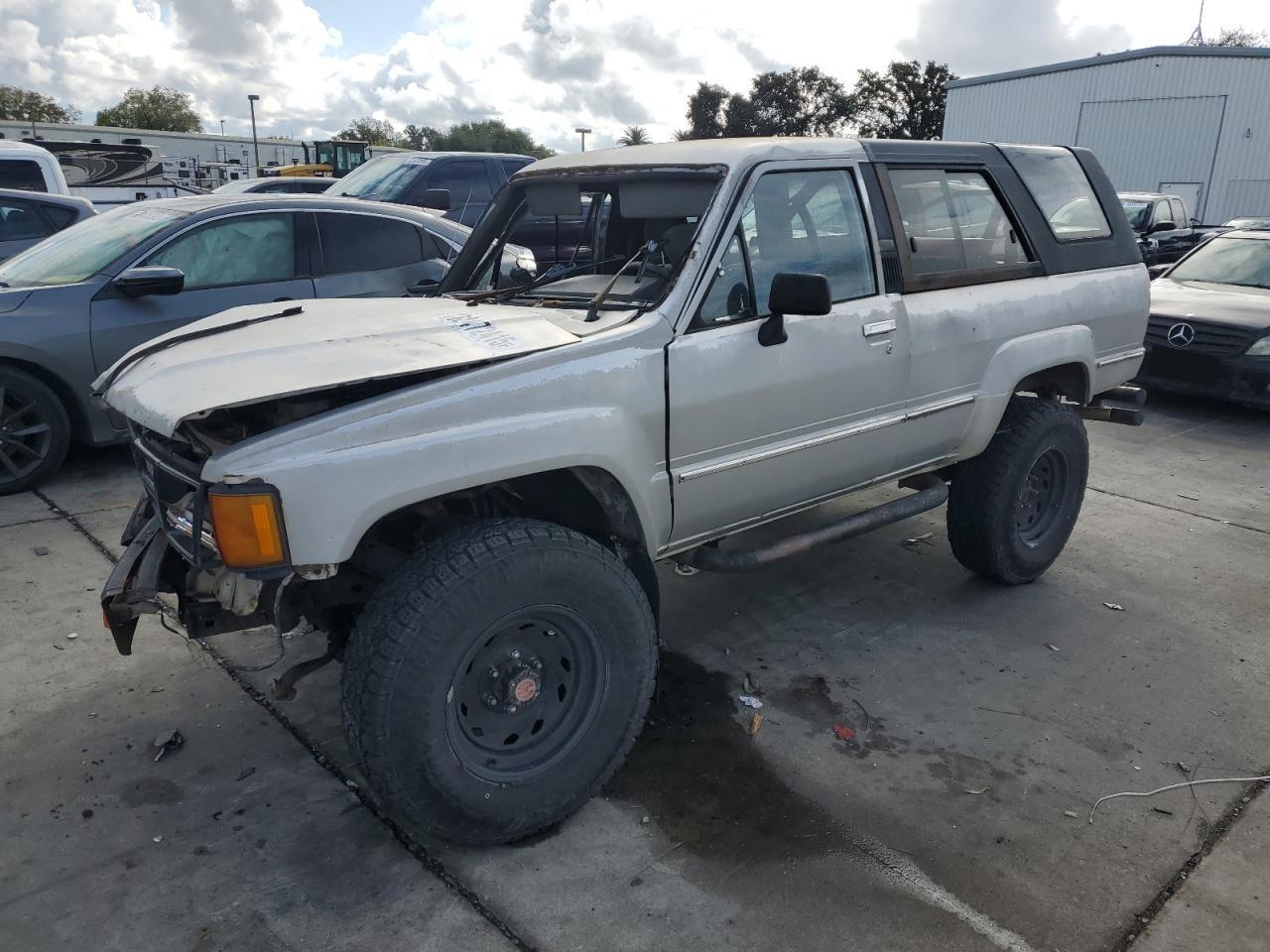 1987 TOYOTA 4Runner