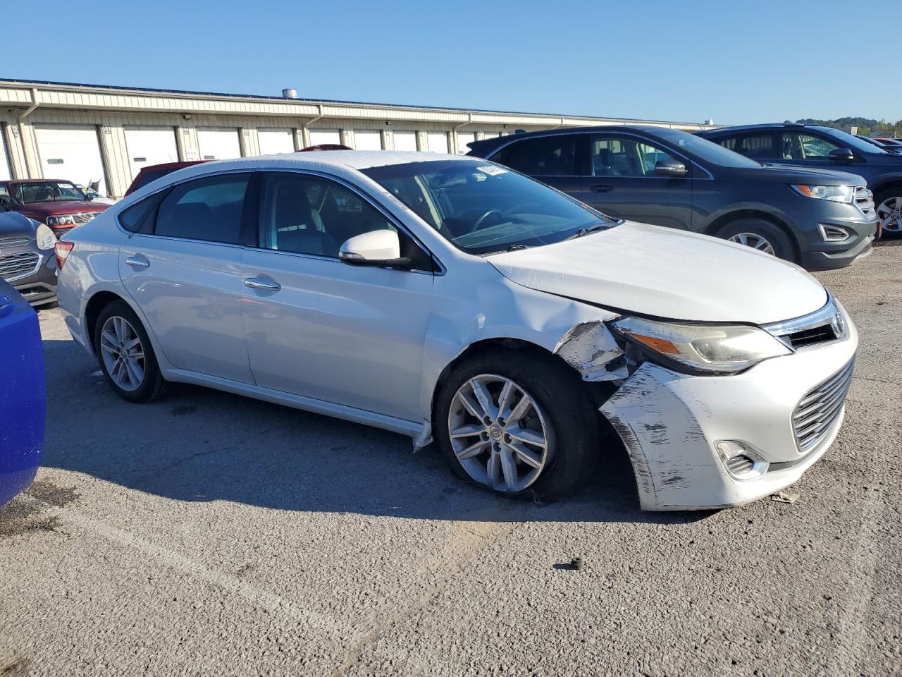 2015 TOYOTA Avalon