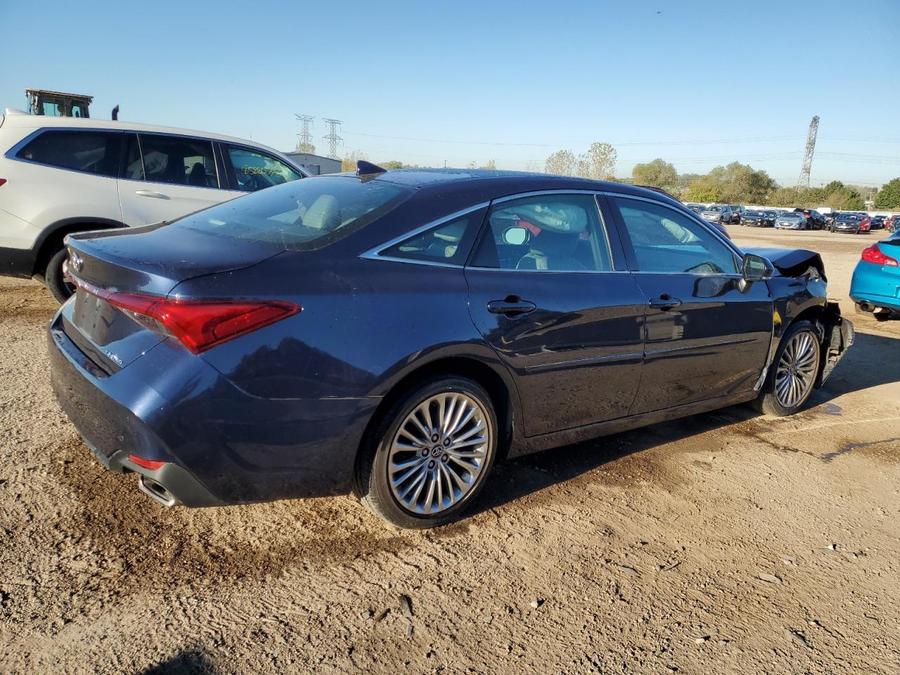 2019 TOYOTA Avalon