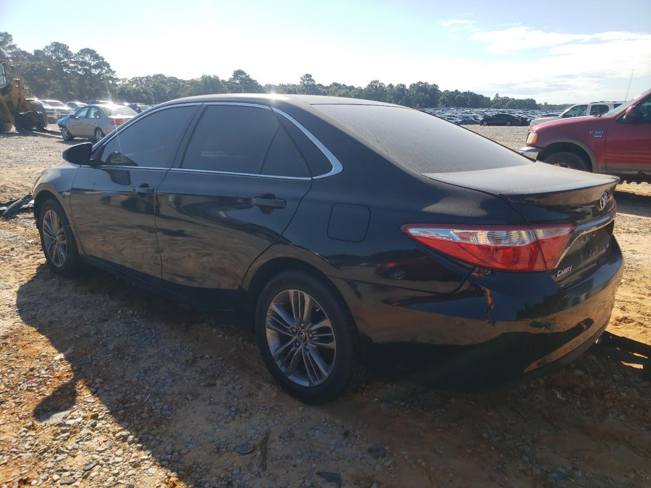 2016 TOYOTA CAMRY
