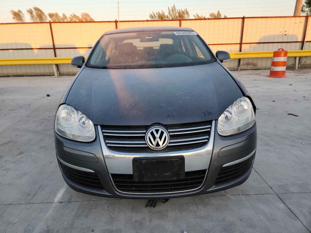 2010 VOLKSWAGEN JETTA