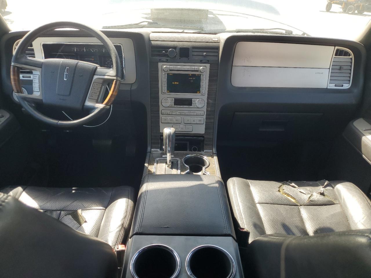 2009 LINCOLN Navigator