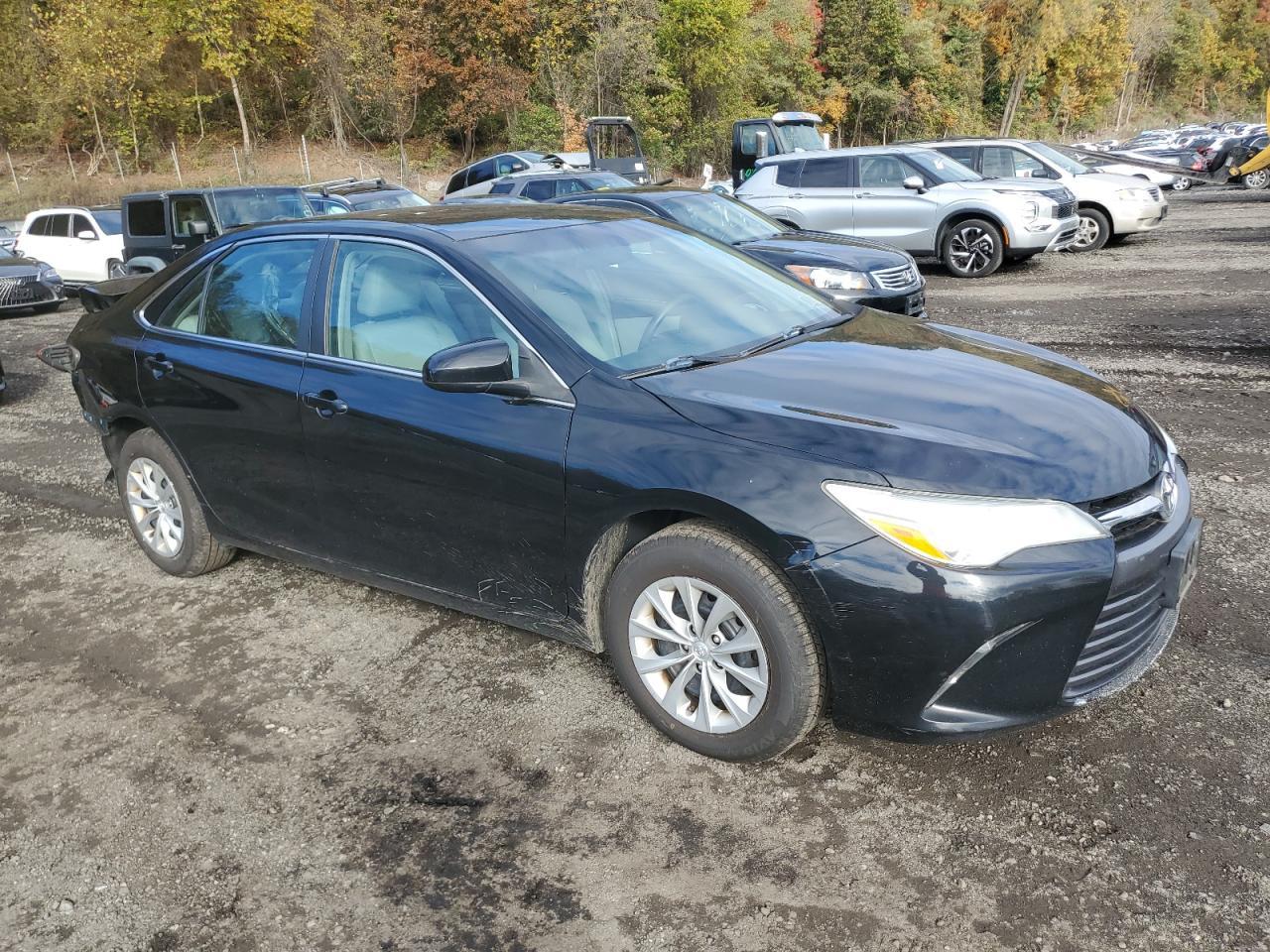 2016 TOYOTA CAMRY