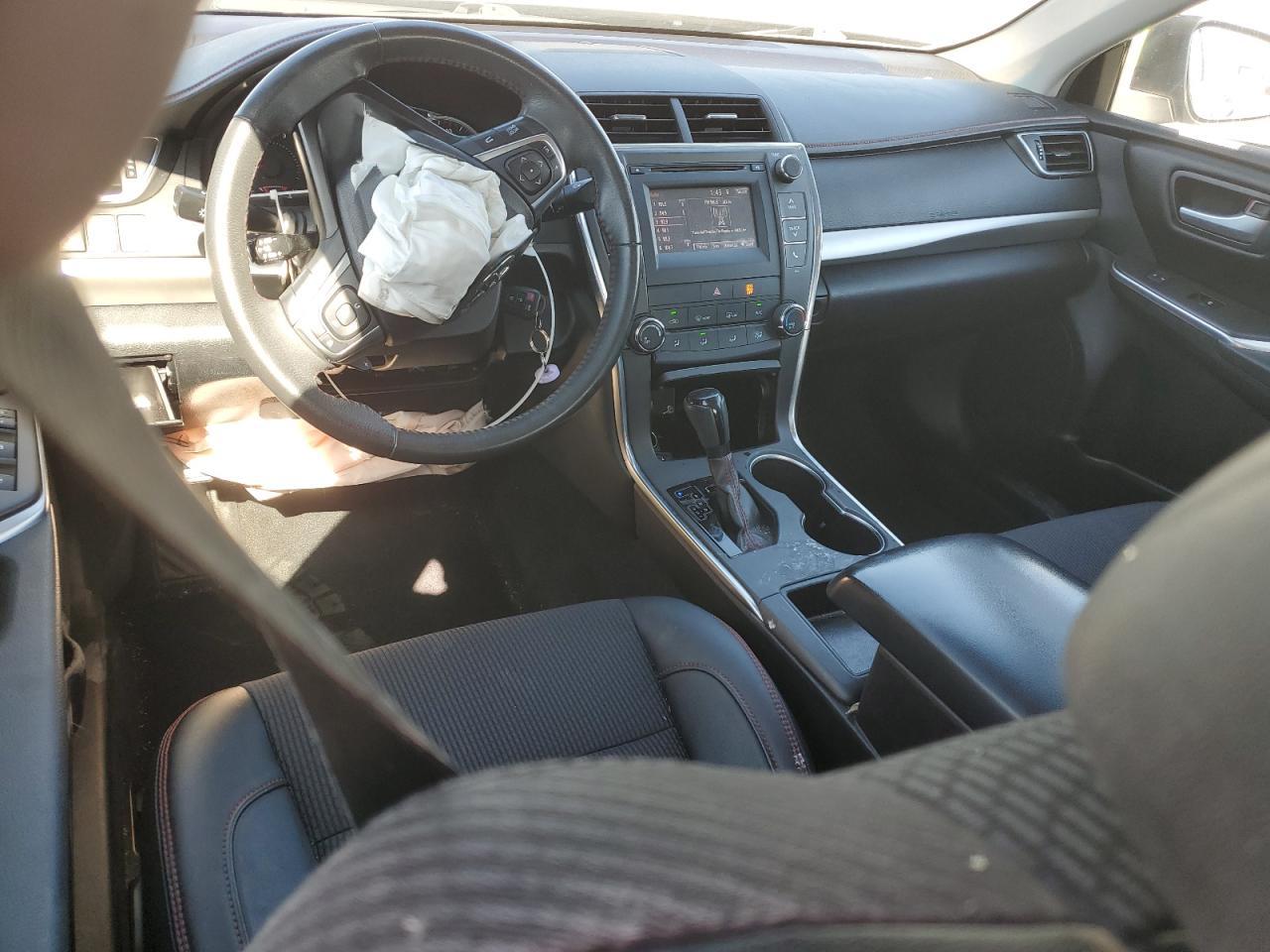 2017 TOYOTA CAMRY