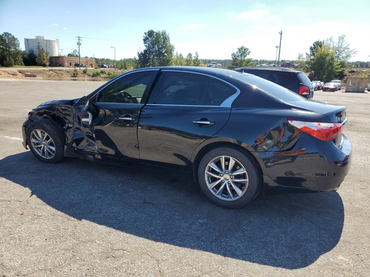2017 INFINITI Q50