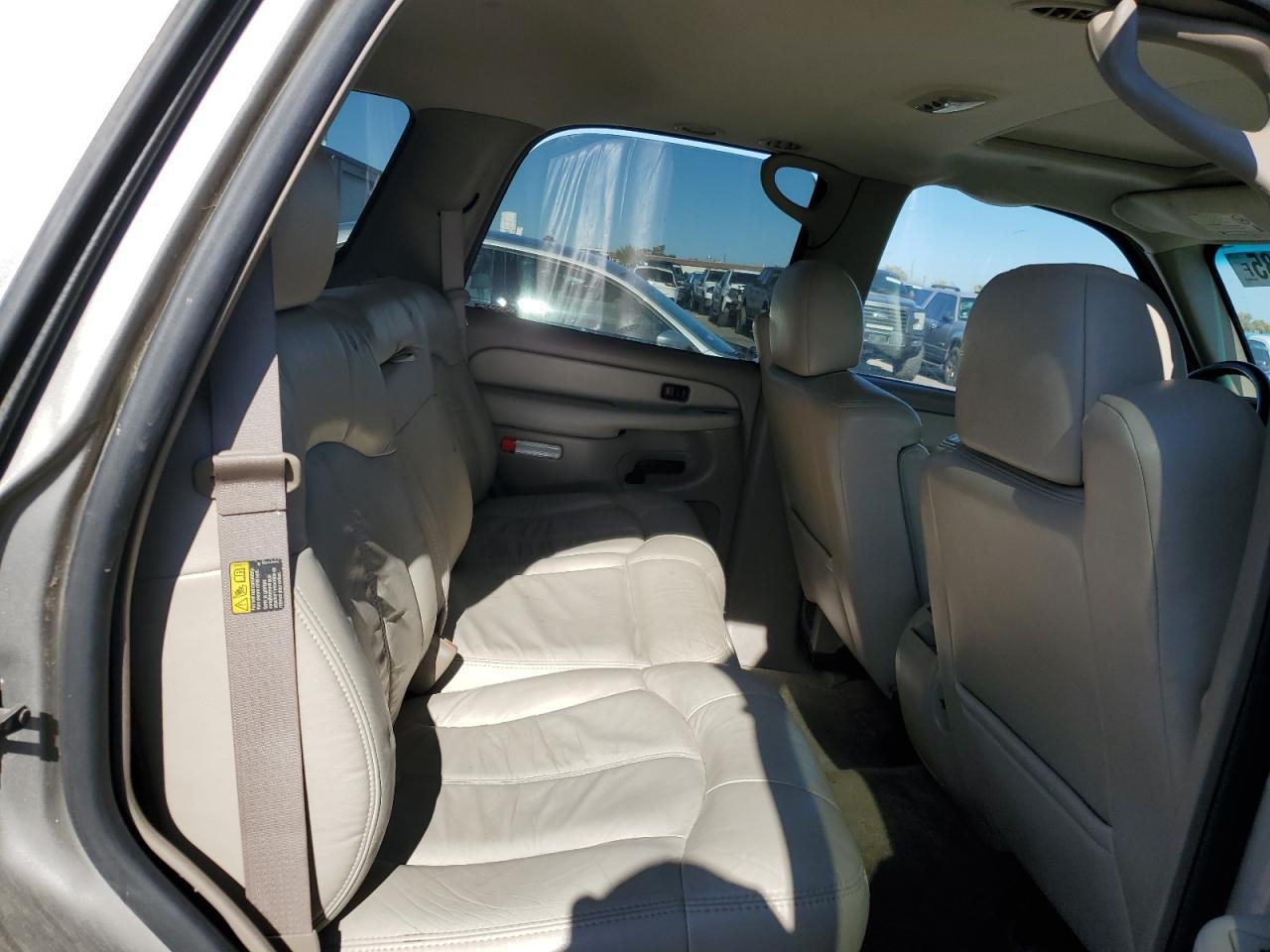 2002 CHEVROLET Tahoe