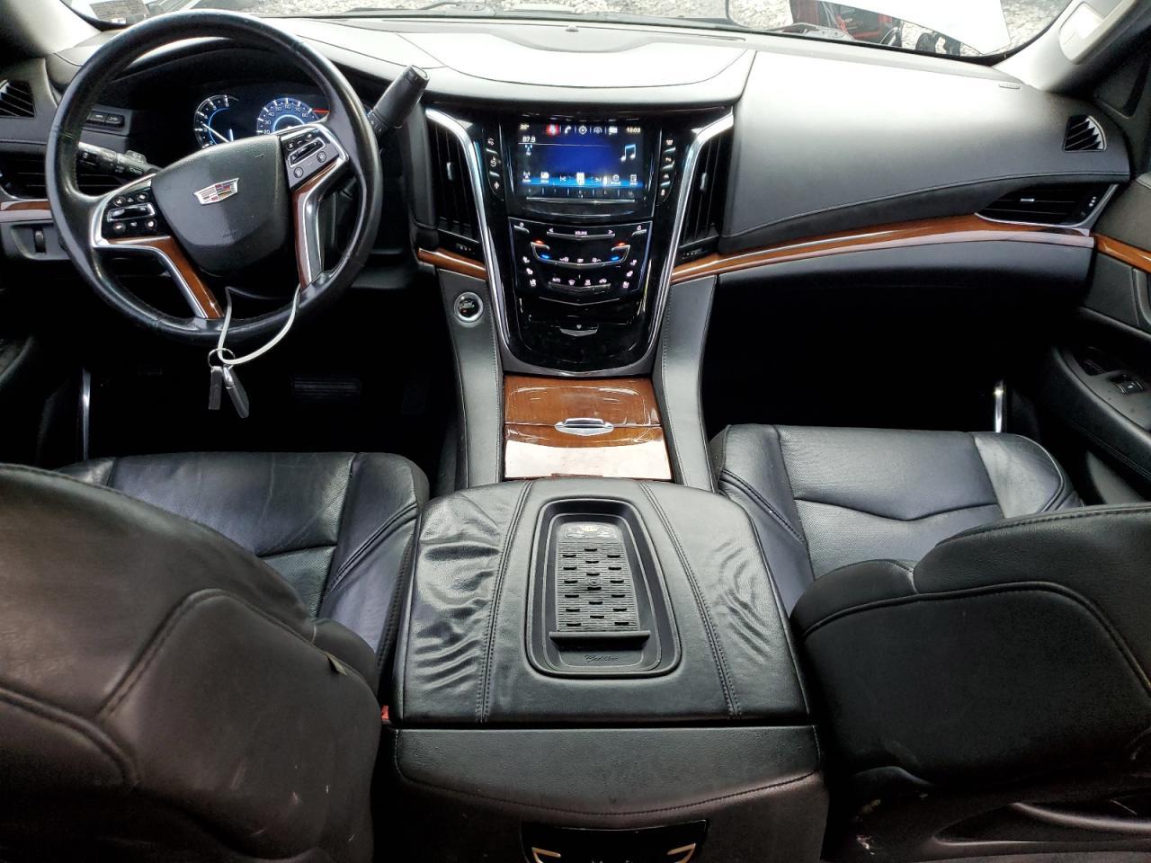 2016 CADILLAC ESCALADE