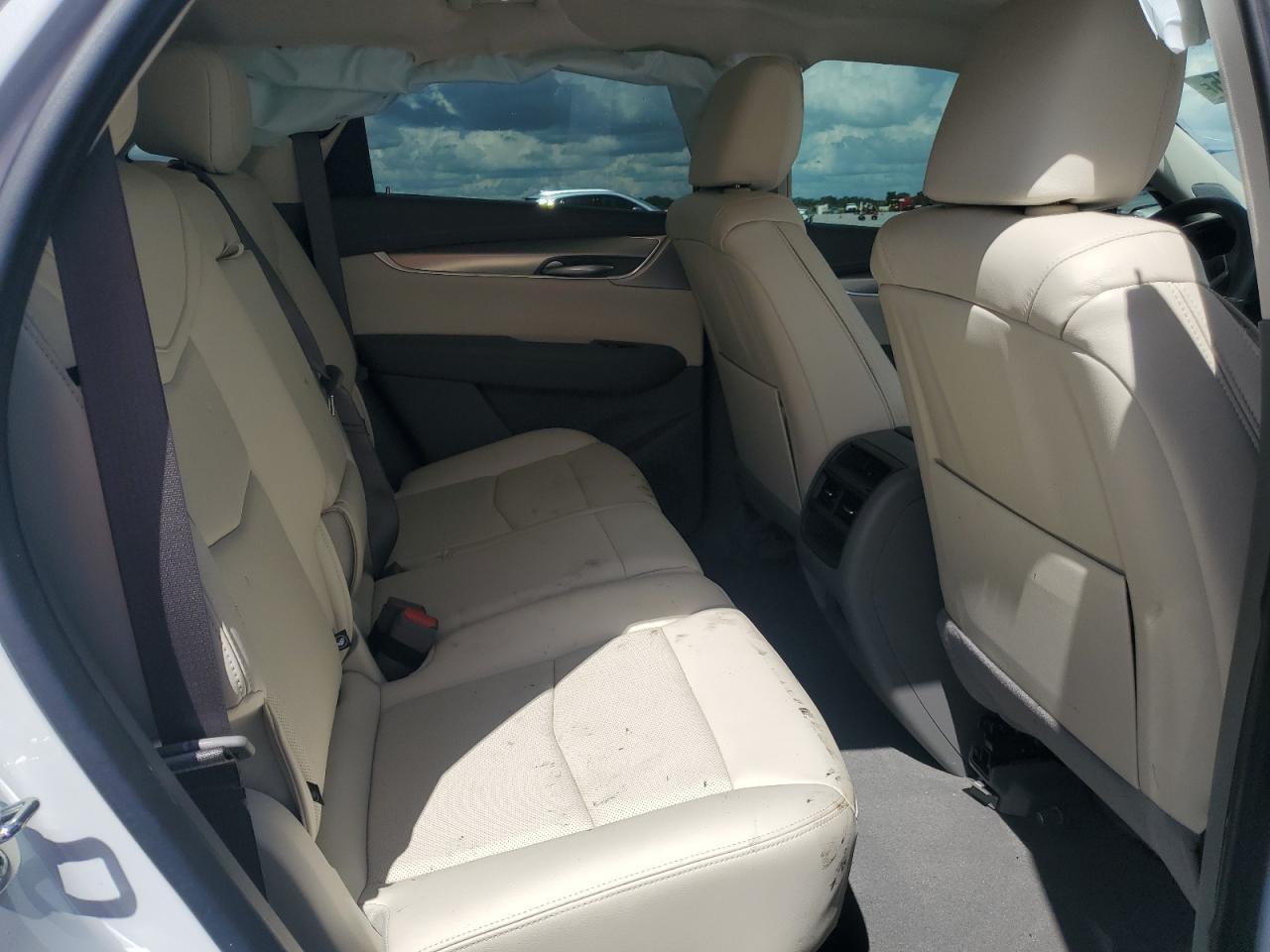 2024 CADILLAC XT5