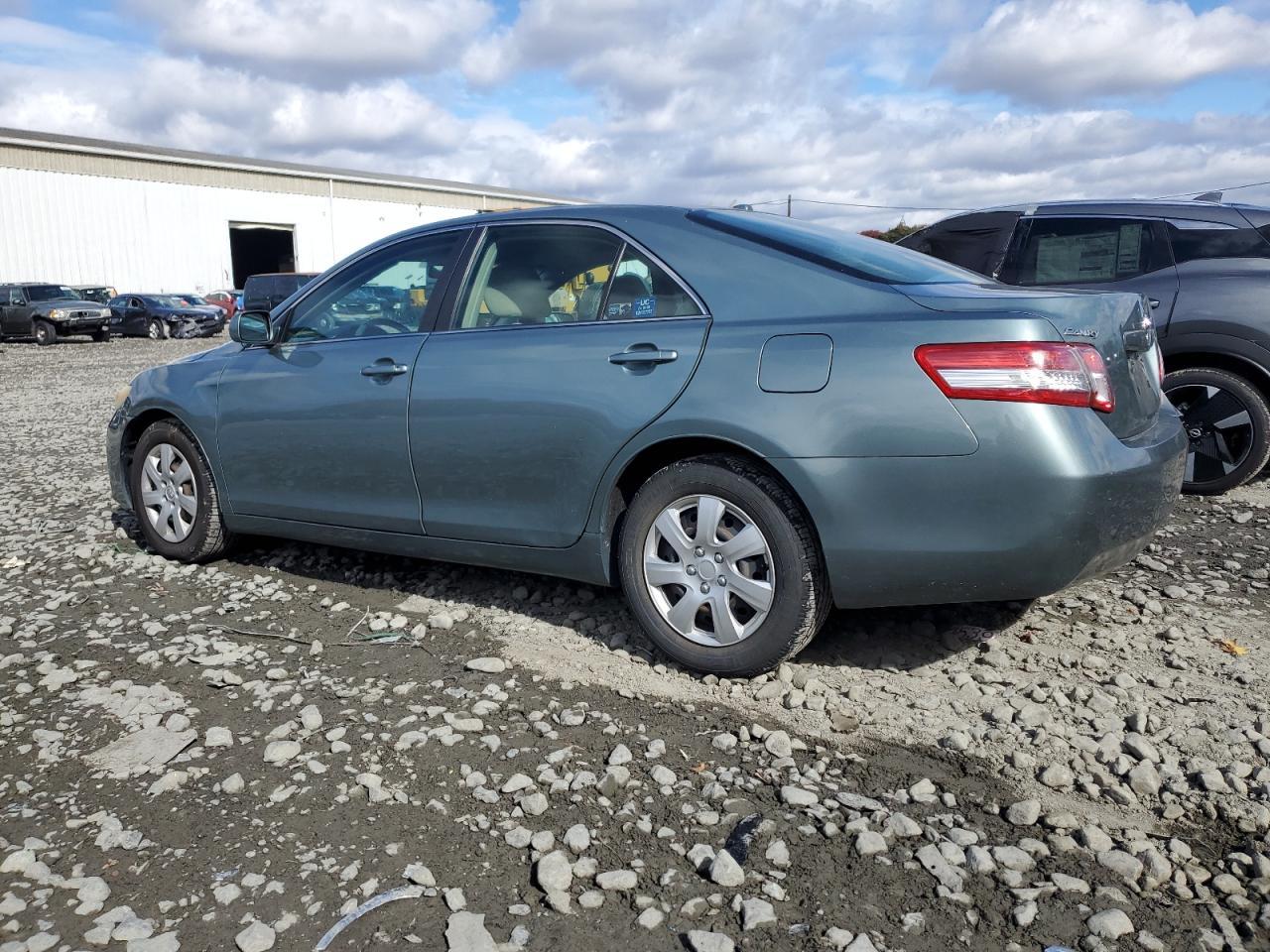 2010 TOYOTA CAMRY