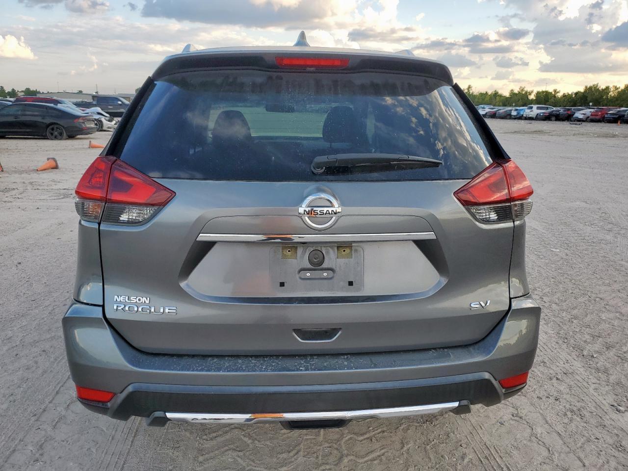 2018 NISSAN ROGUE