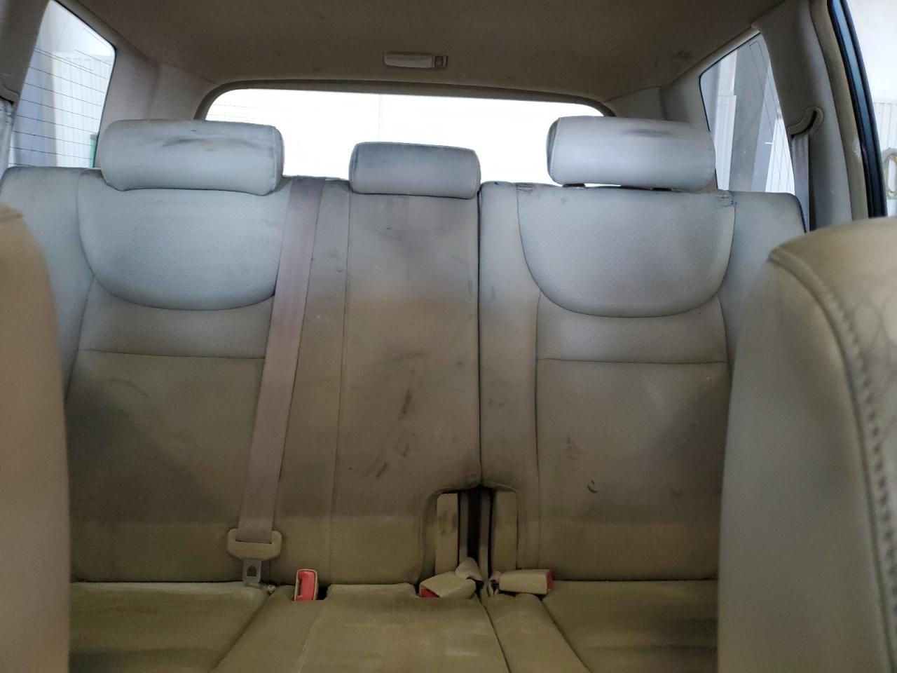 2001 TOYOTA HIGHLANDER