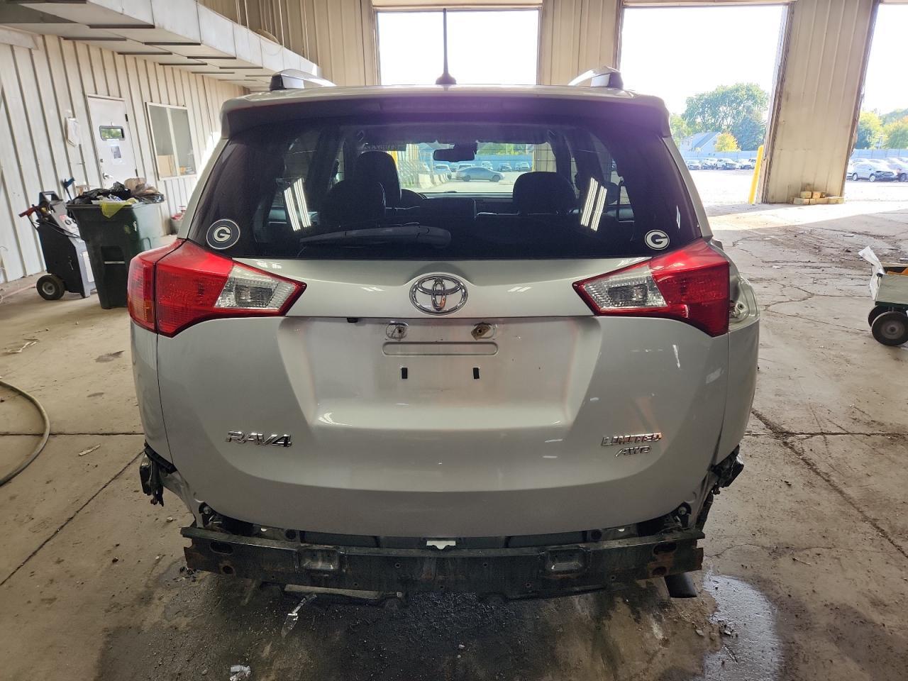 2015 TOYOTA RAV4