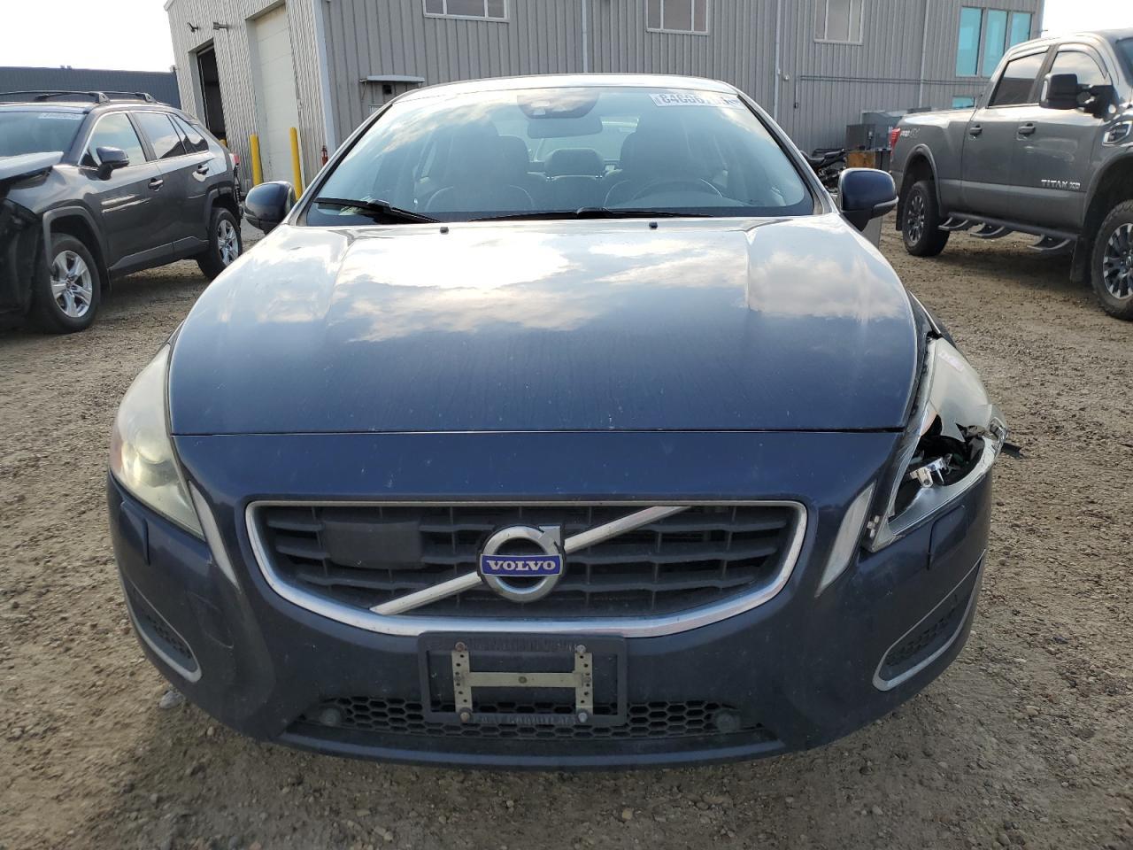 2013 VOLVO S60