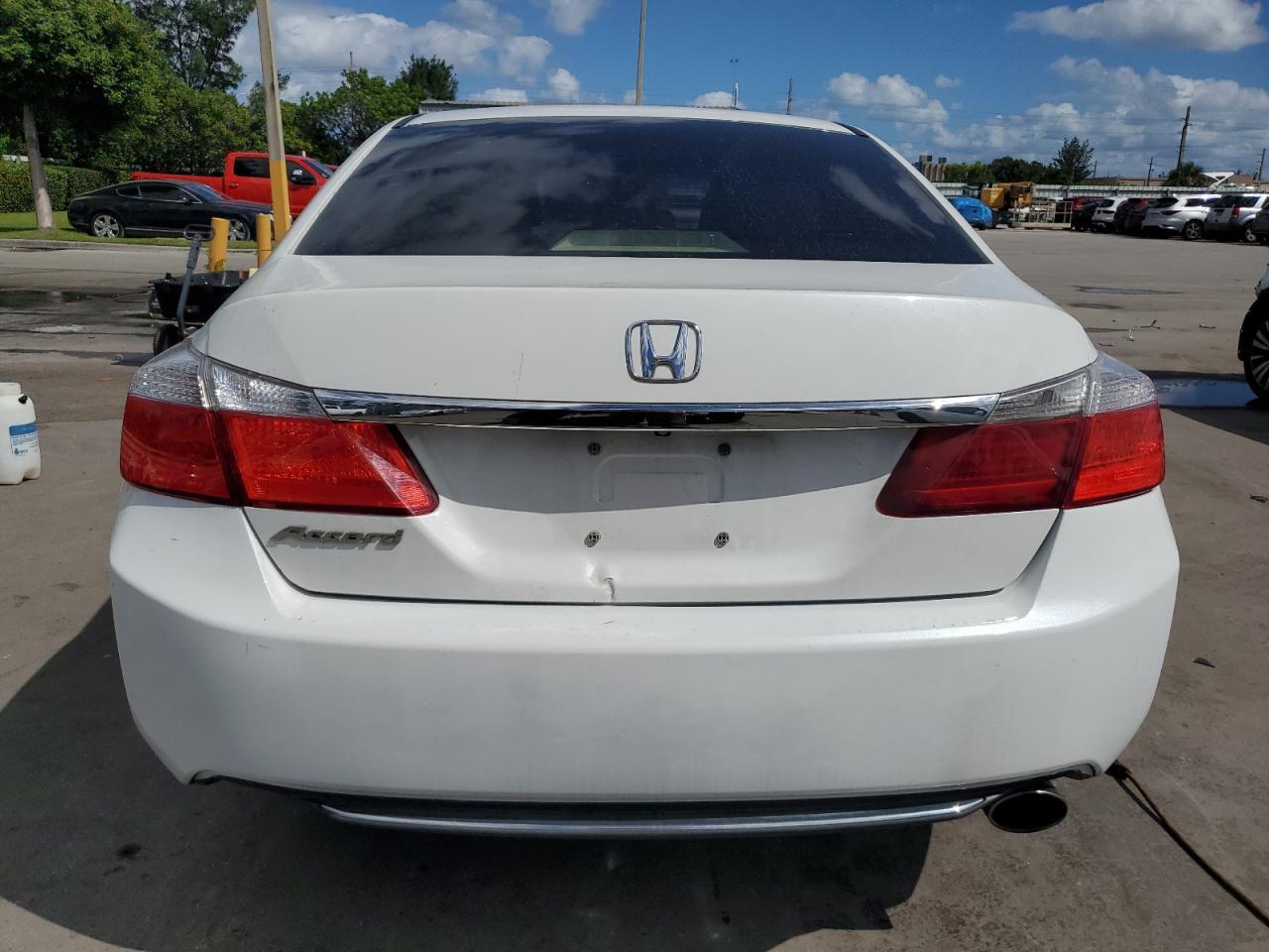 2015 HONDA ACCORD
