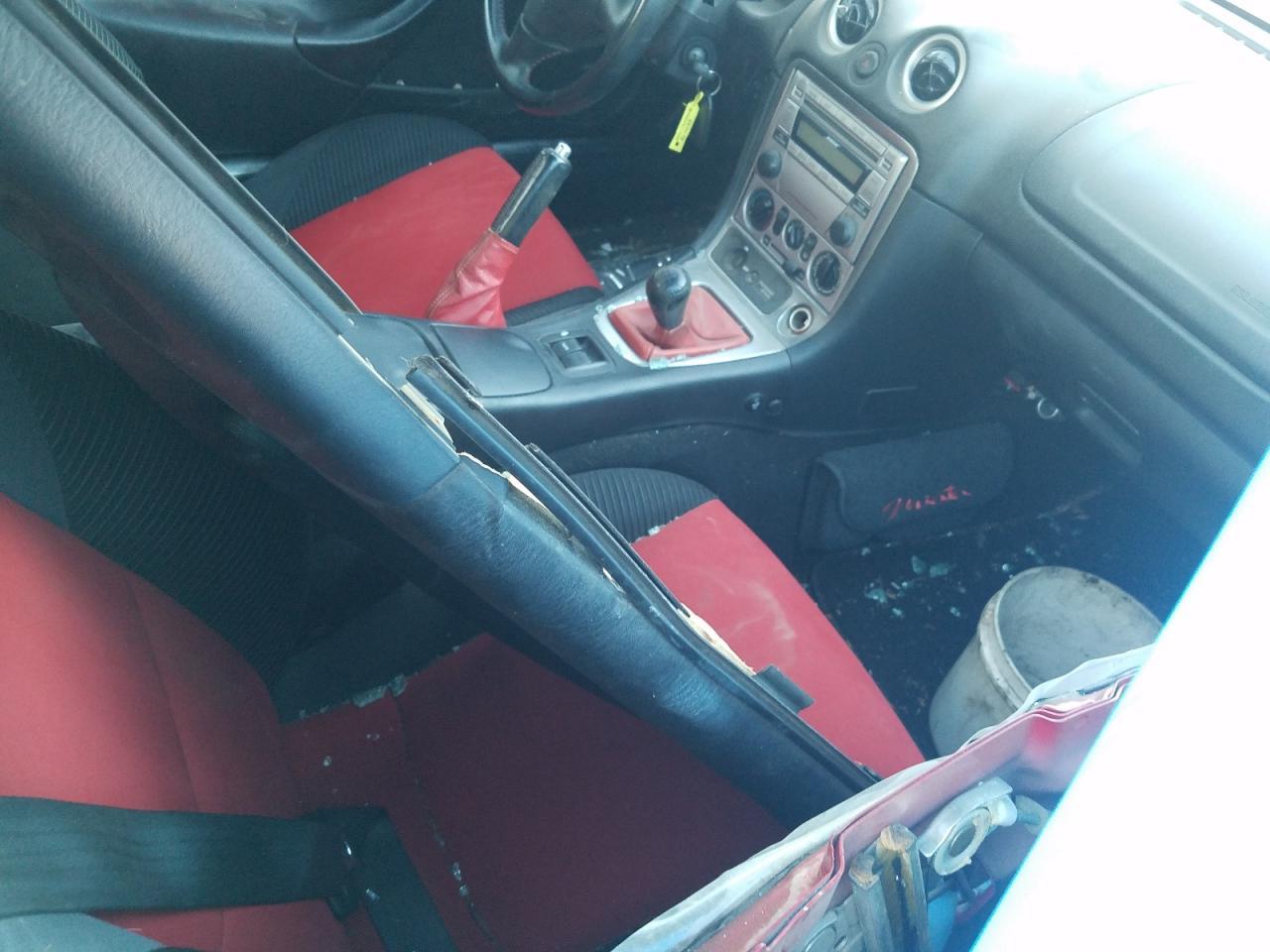 2004 MAZDA MX-5 Miata