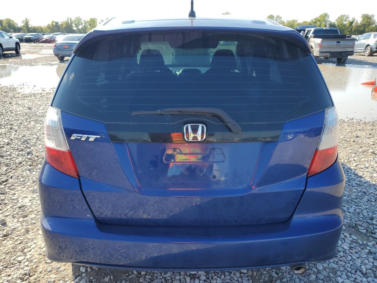 2010 HONDA FIT