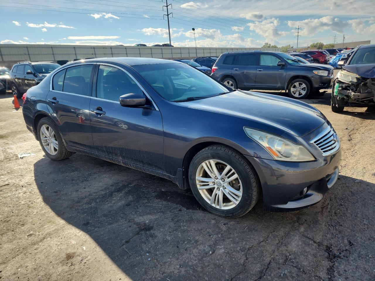 2012 INFINITI G25