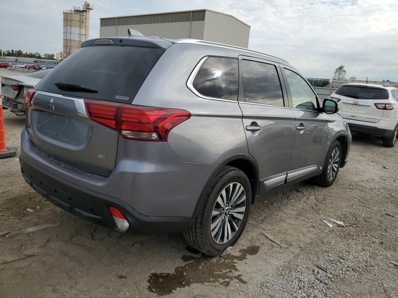 2020 MITSUBISHI outlander