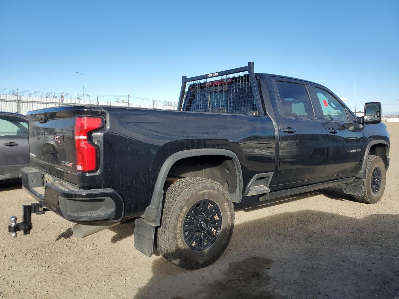 2025 CHEVROLET Silverado