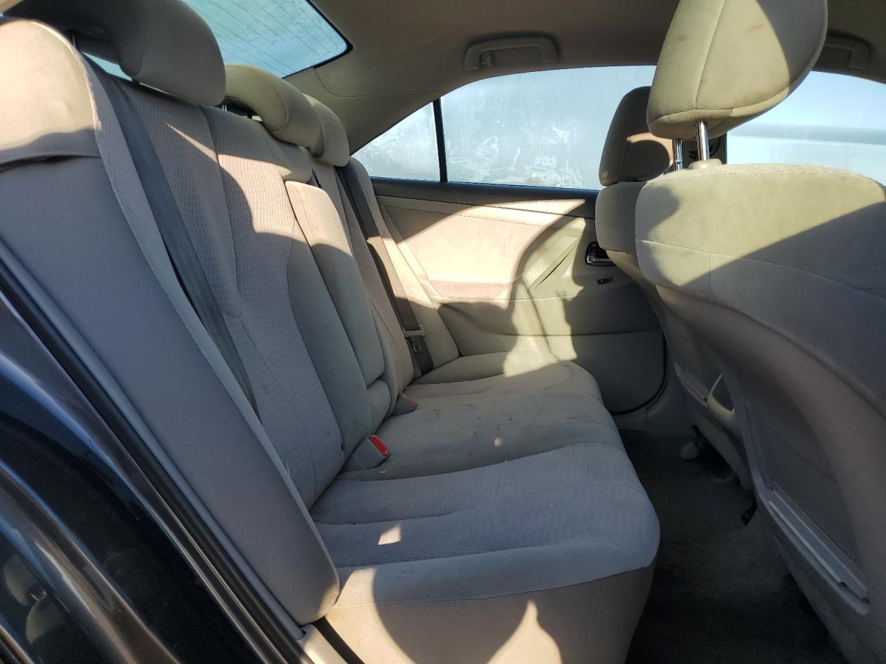 2011 TOYOTA CAMRY