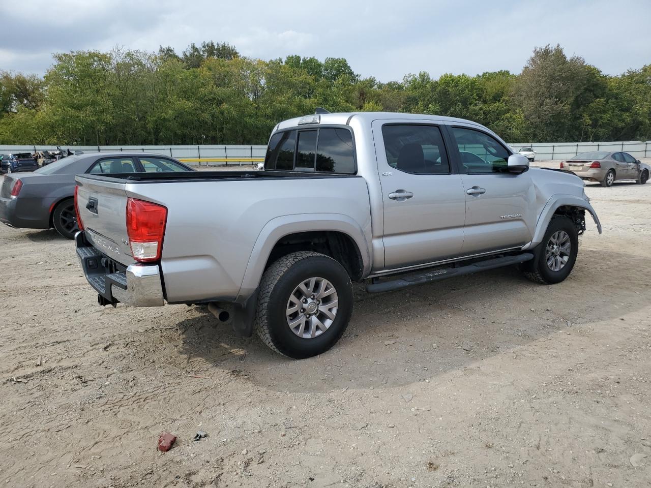2017 TOYOTA TACOMA