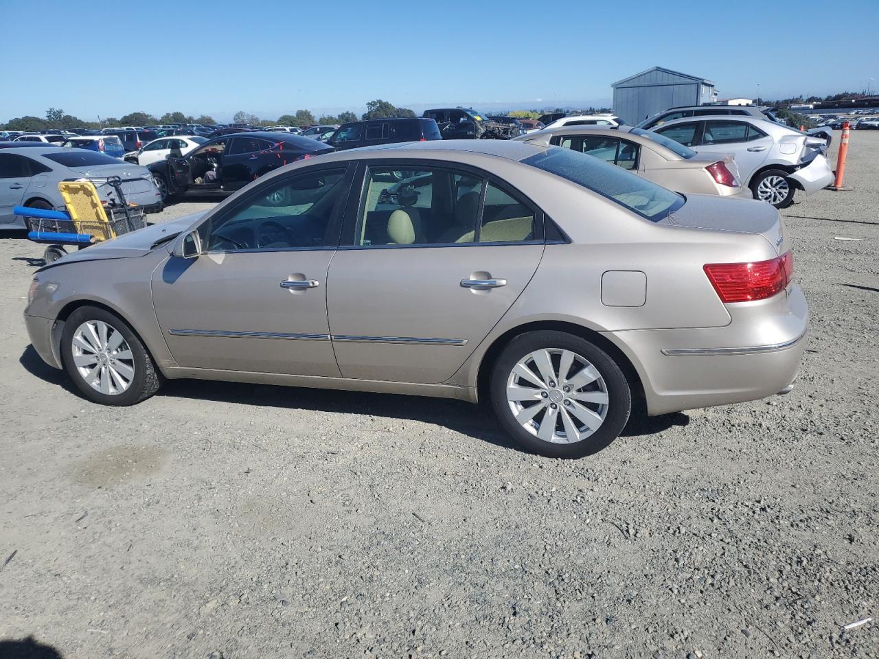 2009 HYUNDAI SONATA