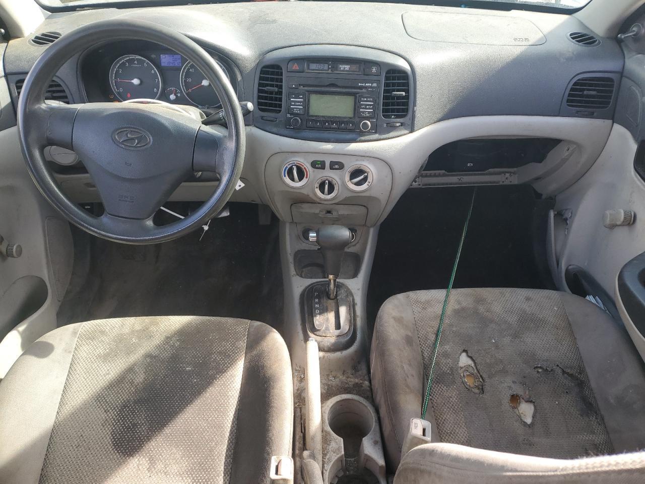 2011 HYUNDAI ACCENT