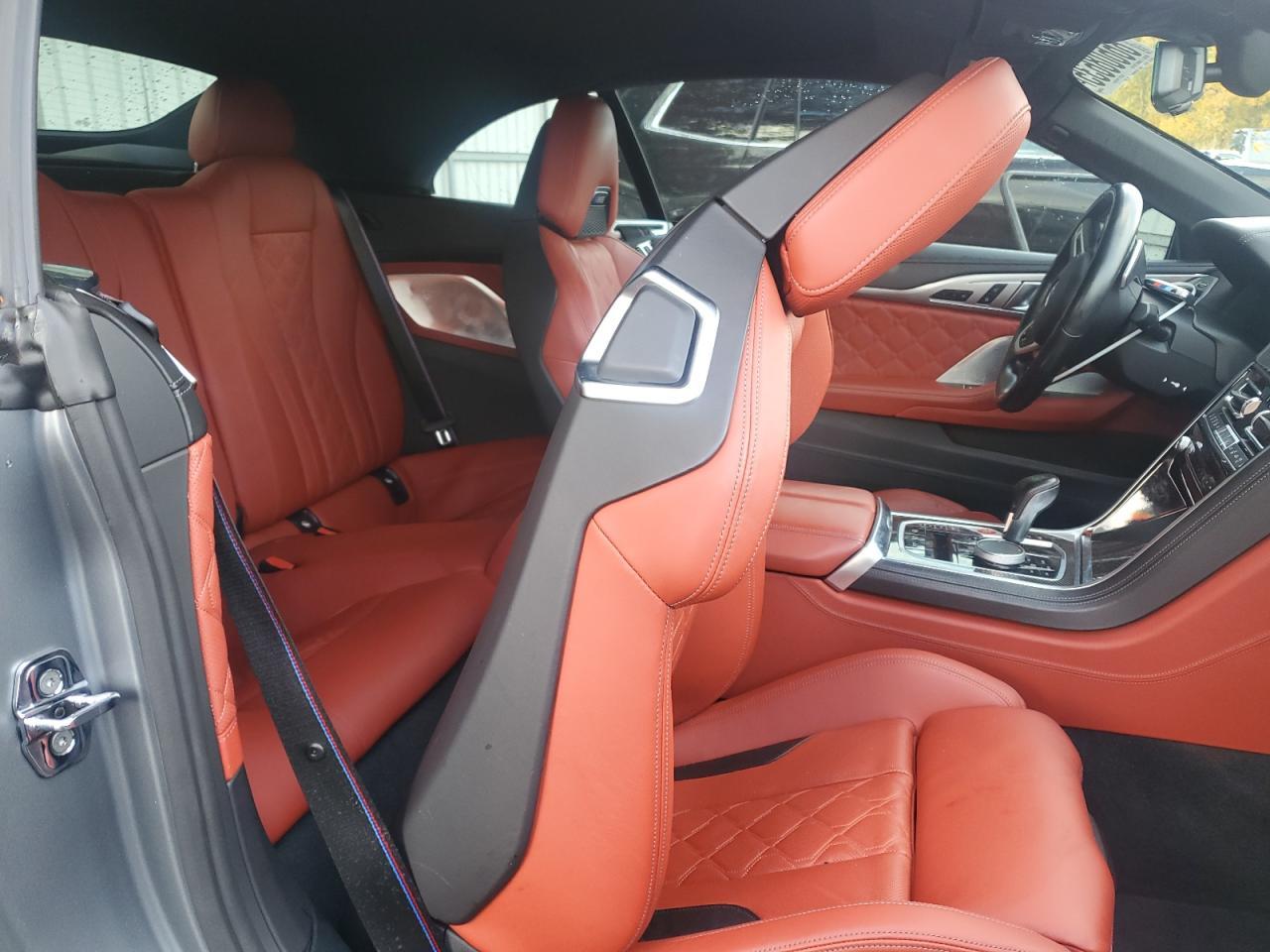 2022 BMW M8