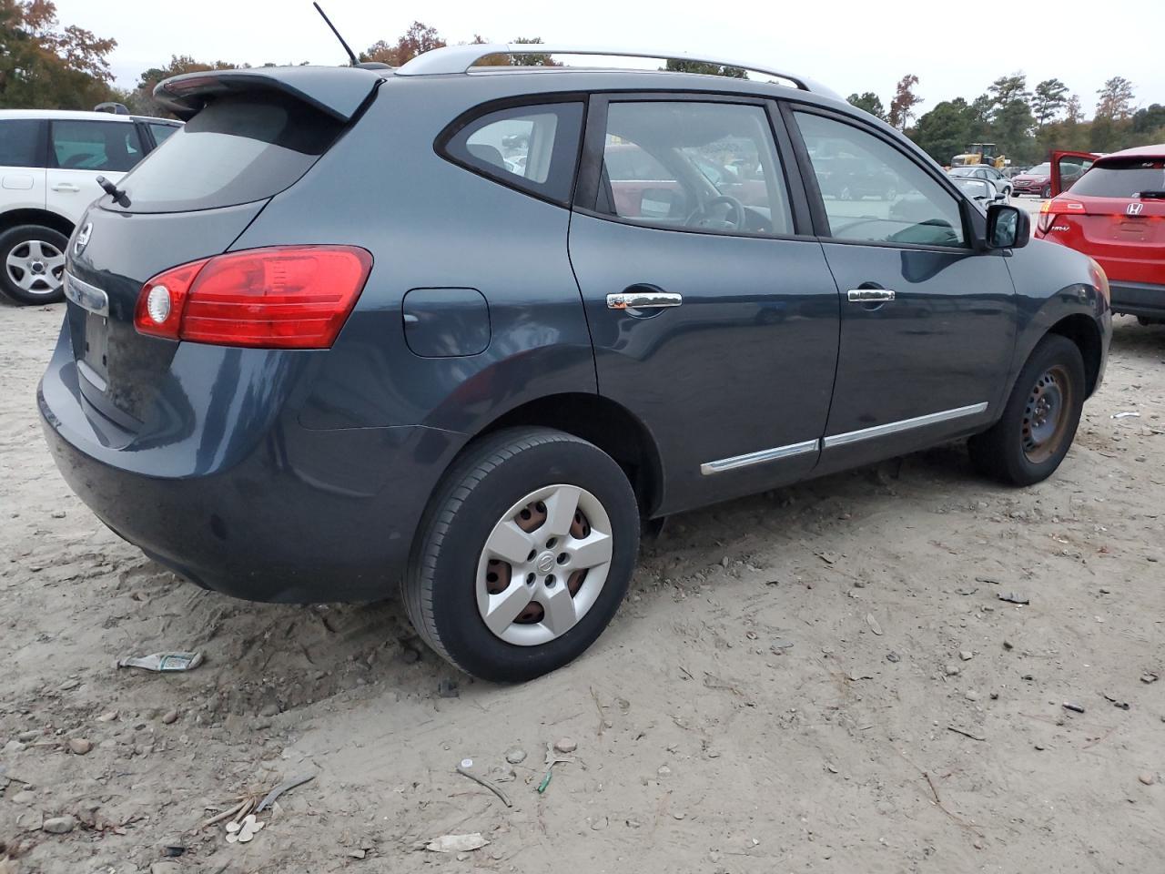 2015 NISSAN ROGUE