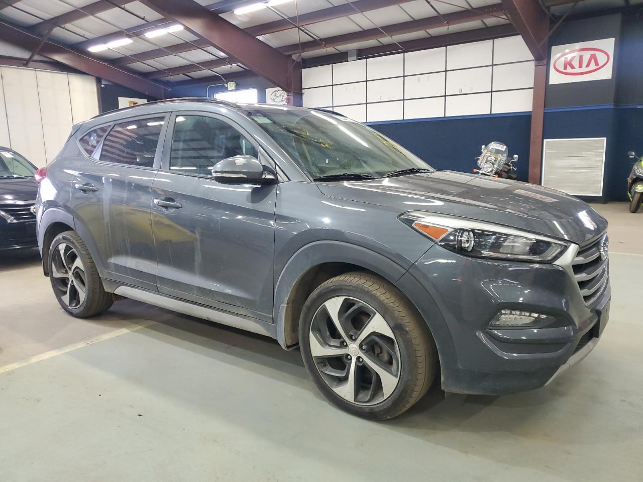 2018 HYUNDAI TUCSON