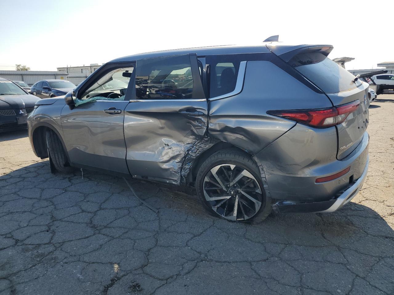 2023 MITSUBISHI outlander