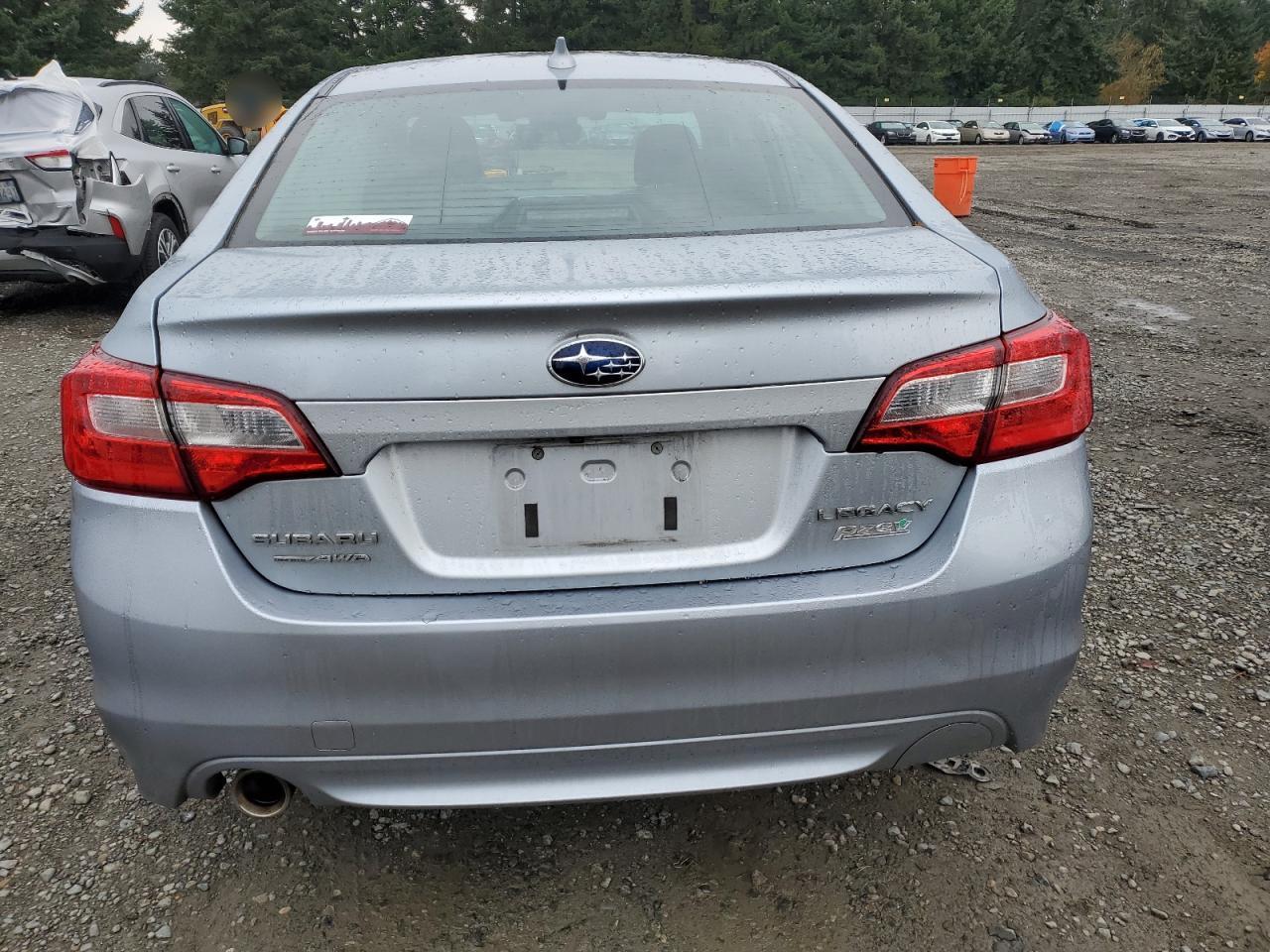 2017 SUBARU Legacy