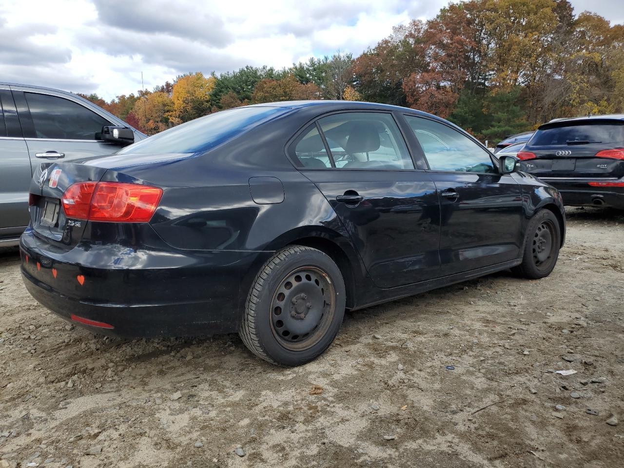 2011 VOLKSWAGEN JETTA