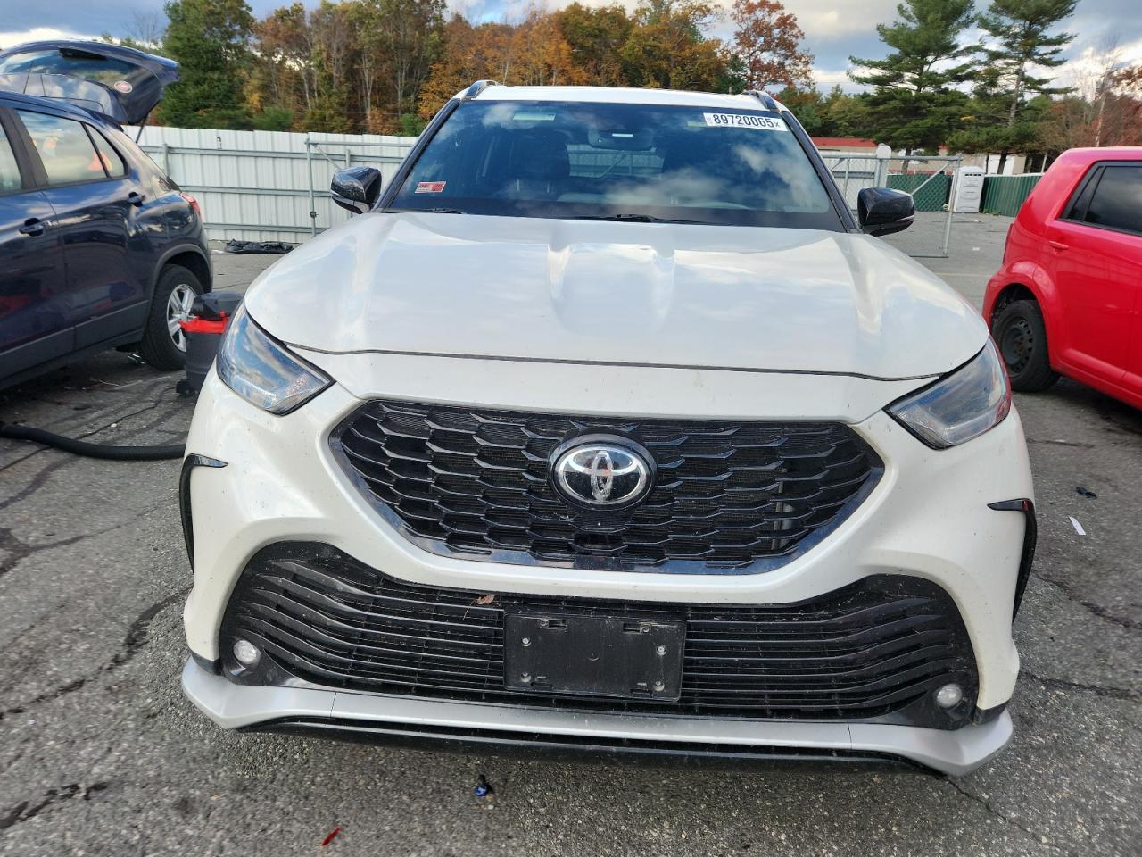 2021 TOYOTA HIGHLANDER