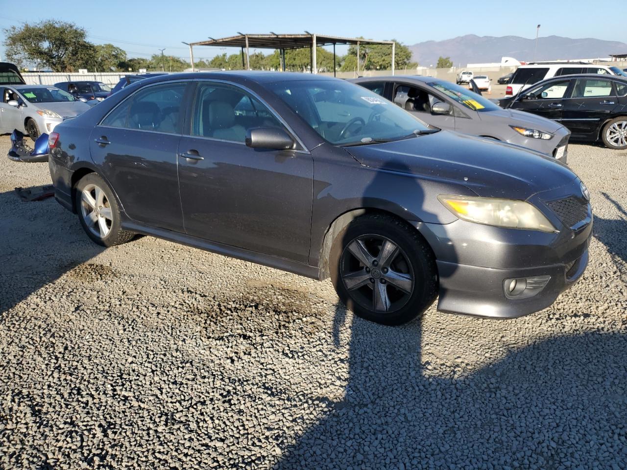 2011 TOYOTA CAMRY