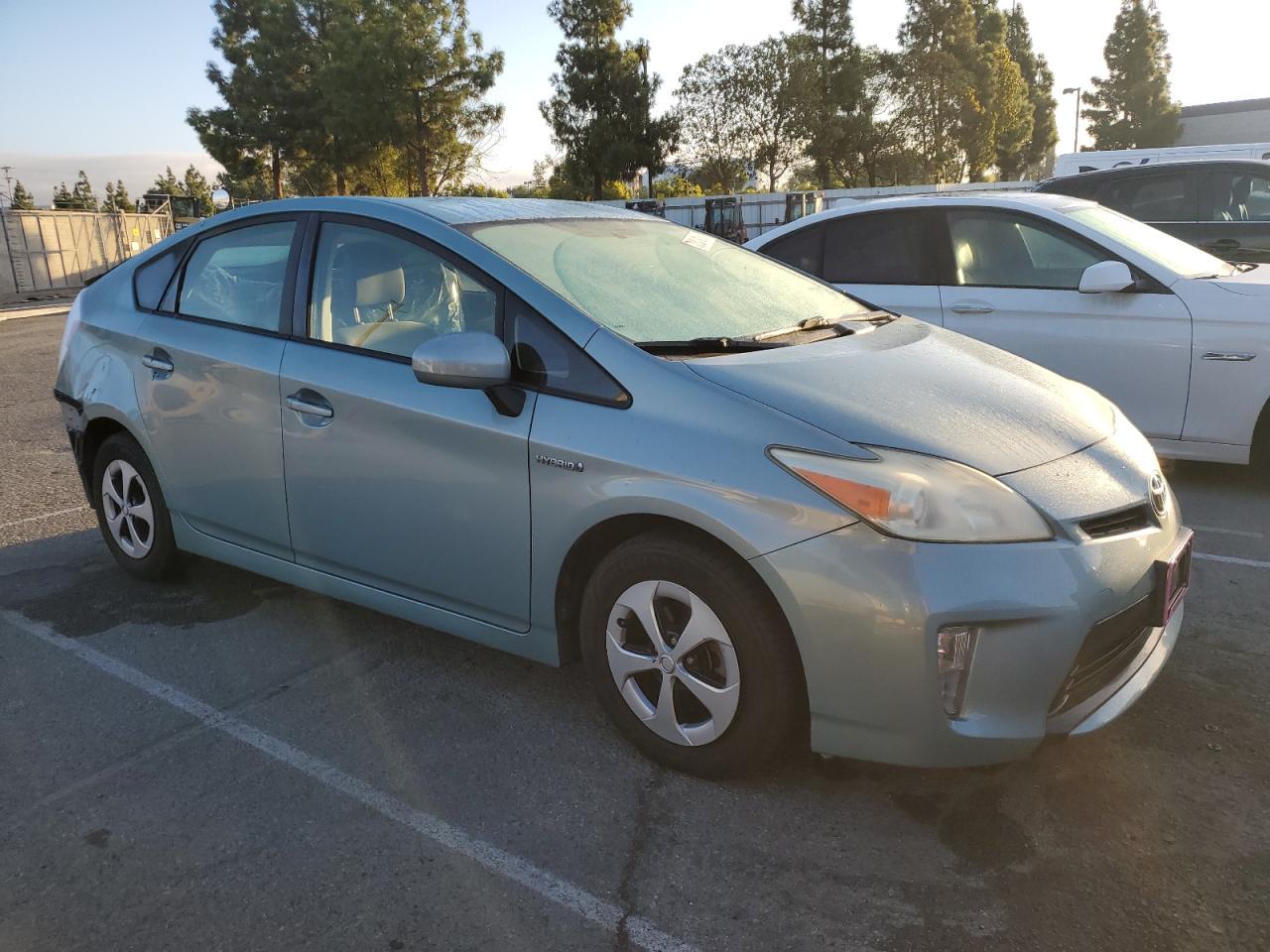 2013 TOYOTA PRIUS