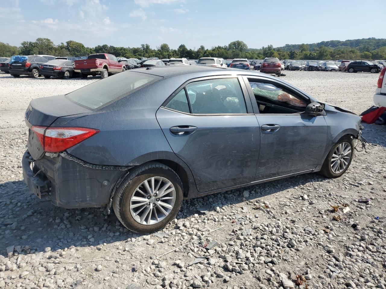 2015 TOYOTA COROLLA