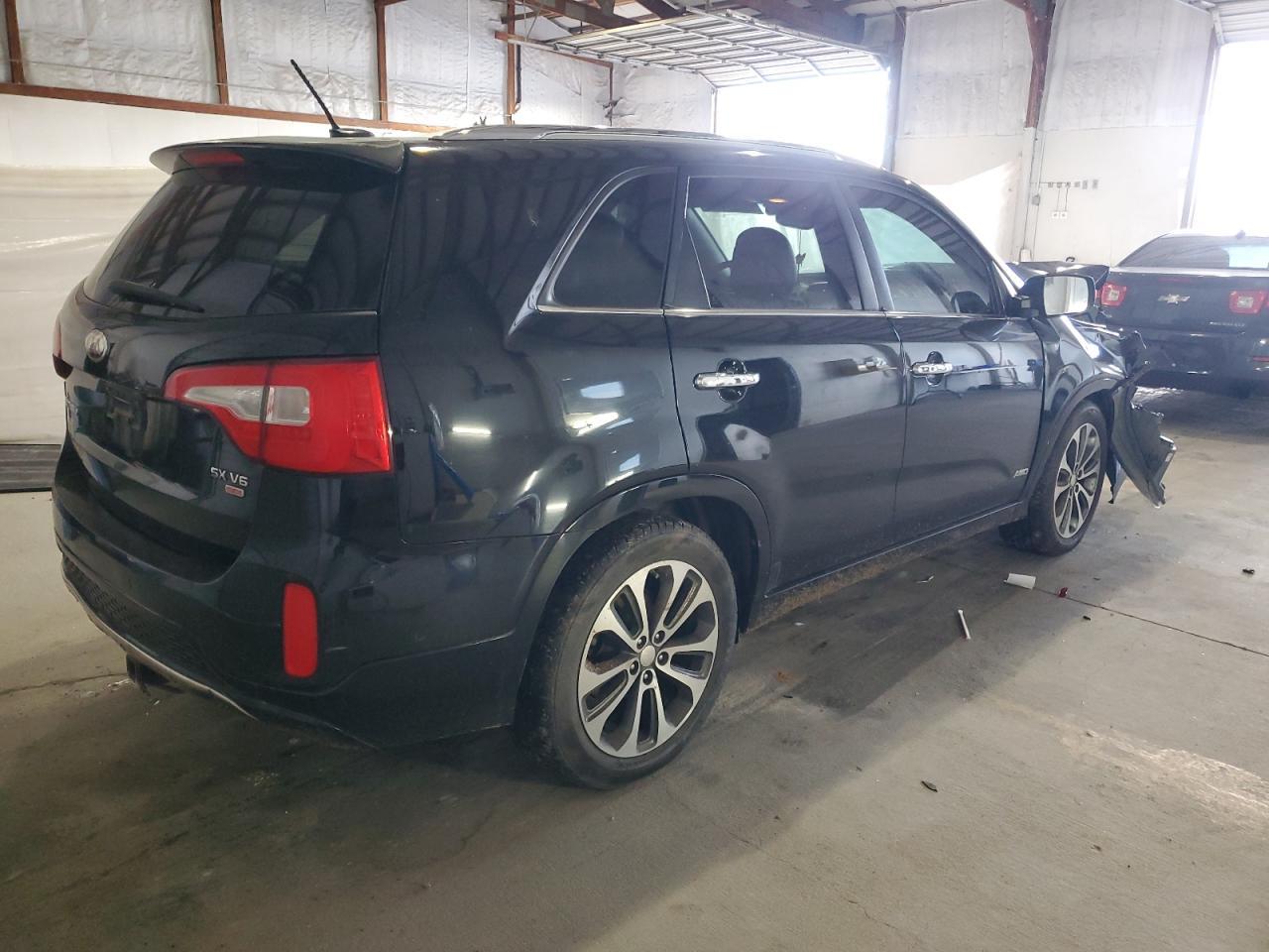 2014 KIA SORENTO