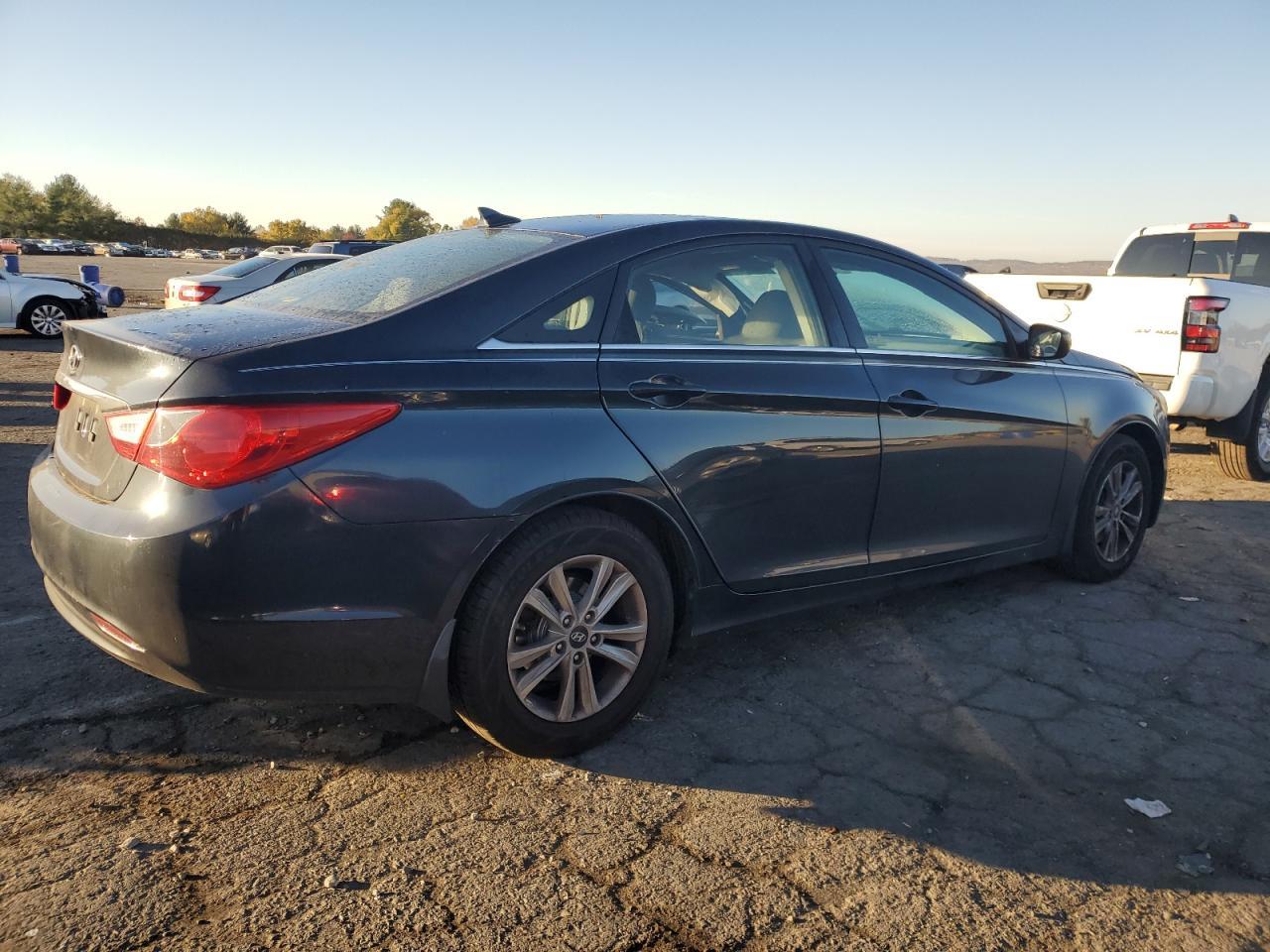 2012 HYUNDAI SONATA