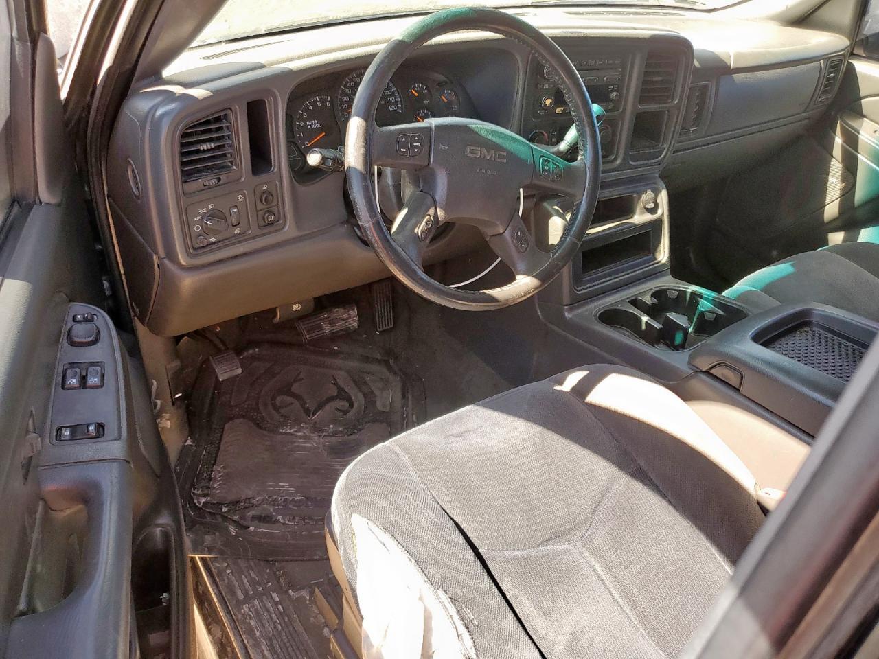 2005 GMC Sierra
