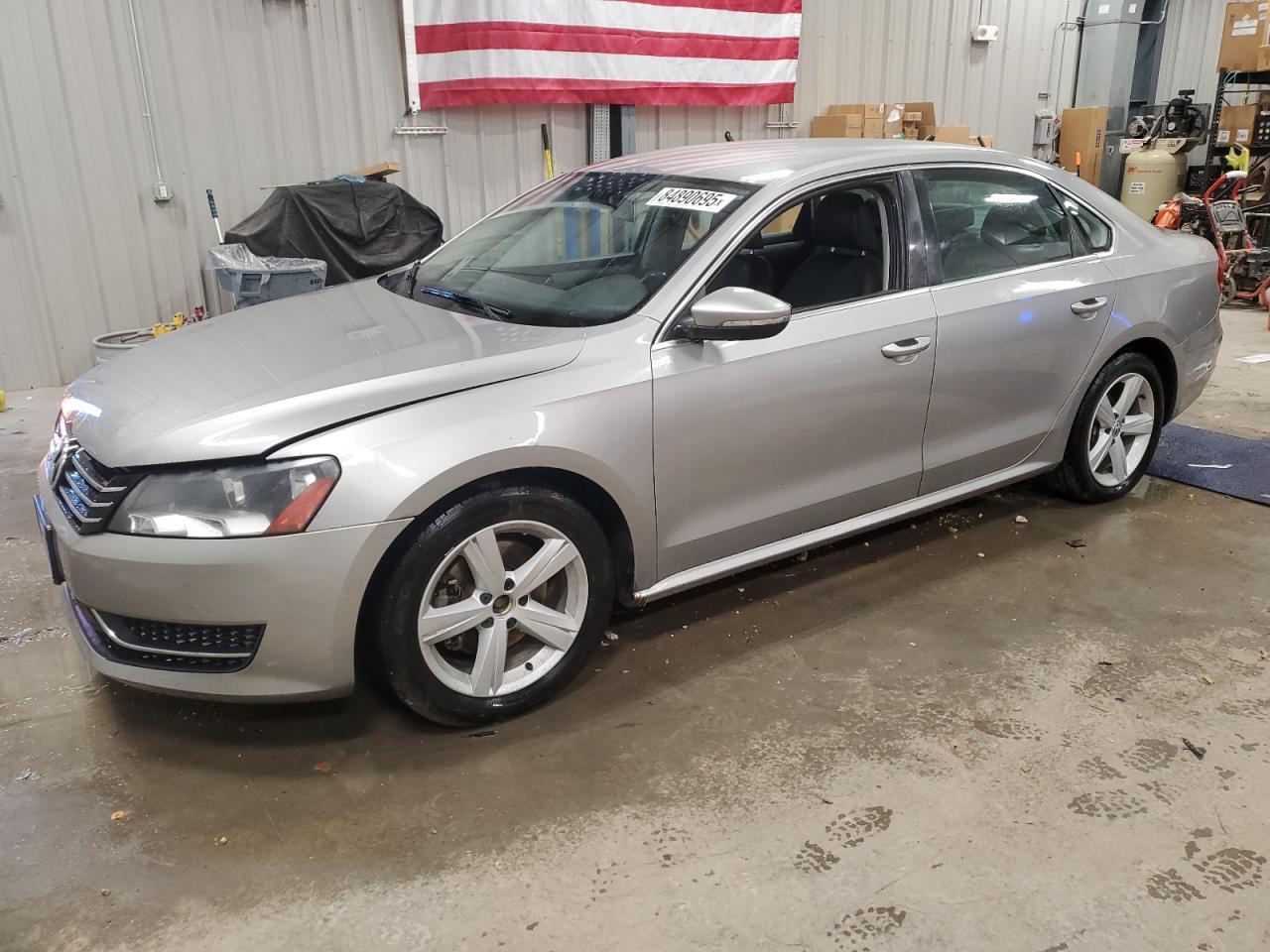 2012 VOLKSWAGEN Passat